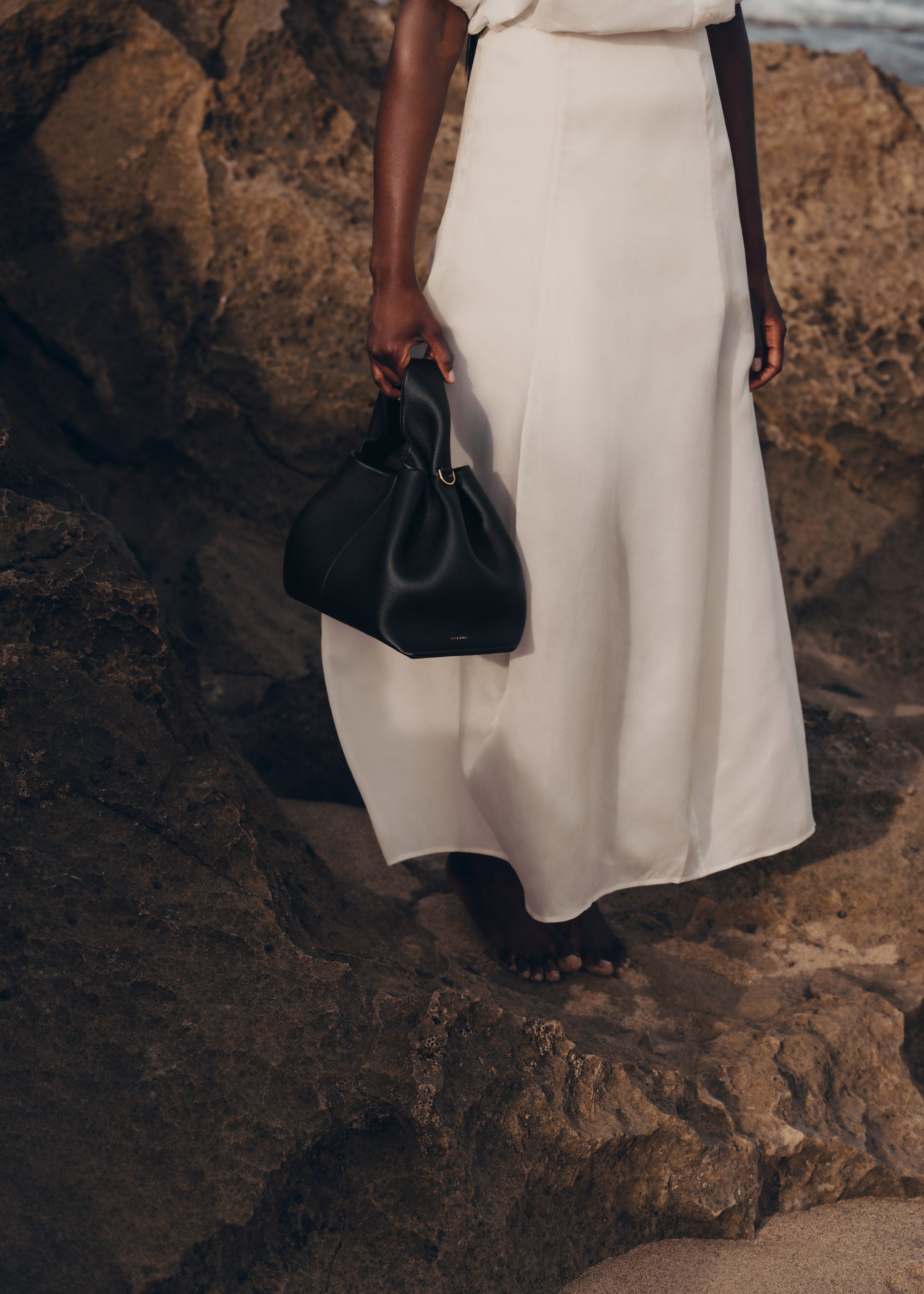 ALMA Tote – Stor | Svart