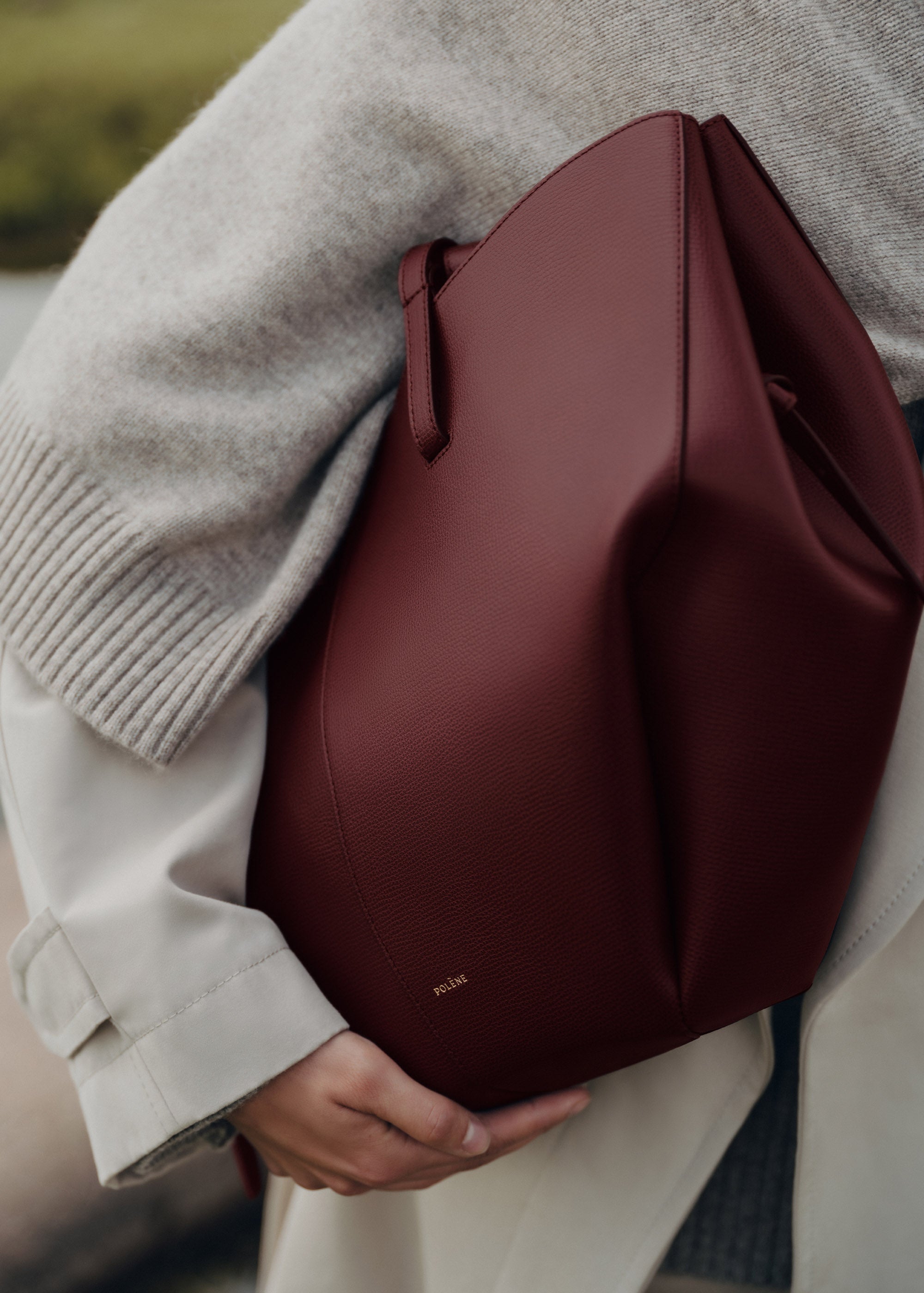 ÉLOISE Tote – Stor | Svart Körsbär