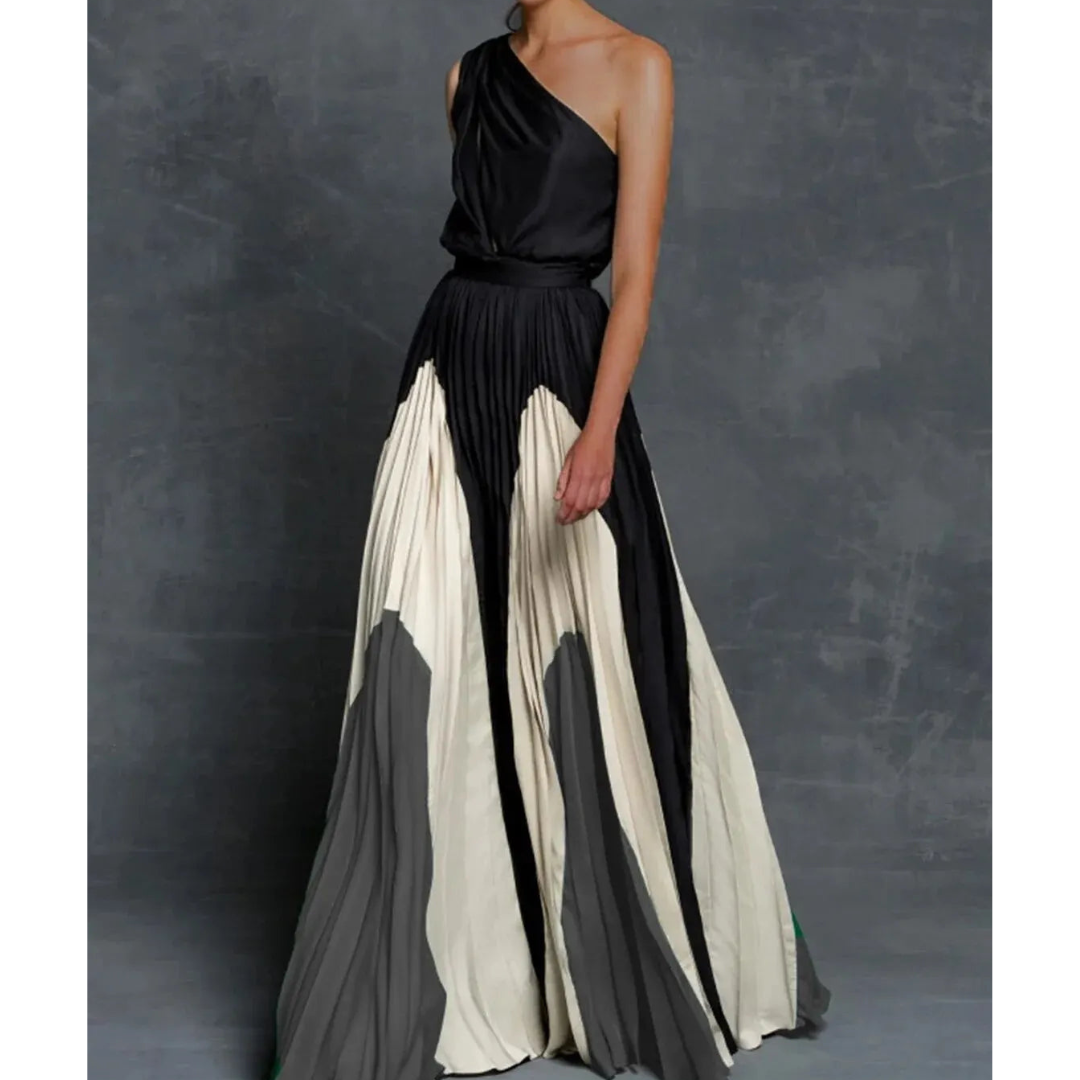 Klara | Dam Plisserad One-Shoulder Maxi-Klänning