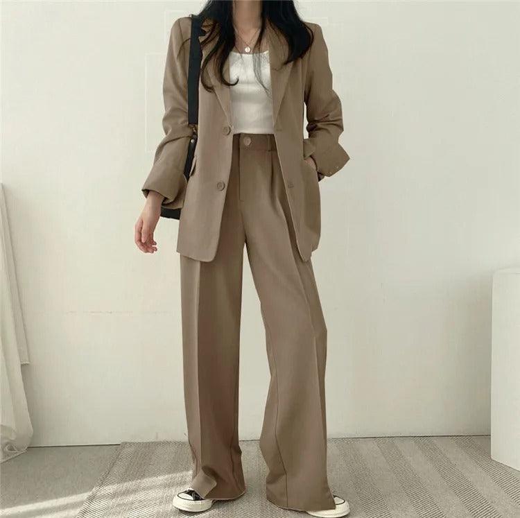 Sissel | Kvinnotailored Blazer- och Byxdress Set