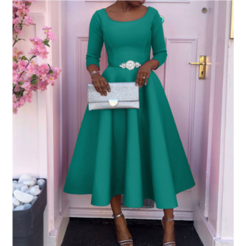 Oline | Kvinnors Rundhalsad Utsvängd Midiklänning