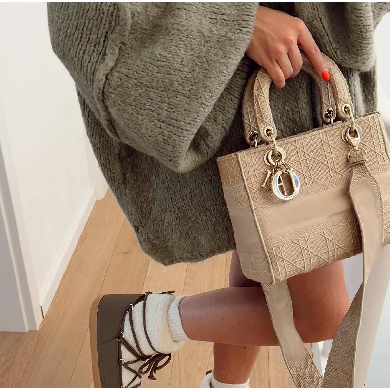 Emma | Dam Varm Stickad Cardigan med Lös Passform