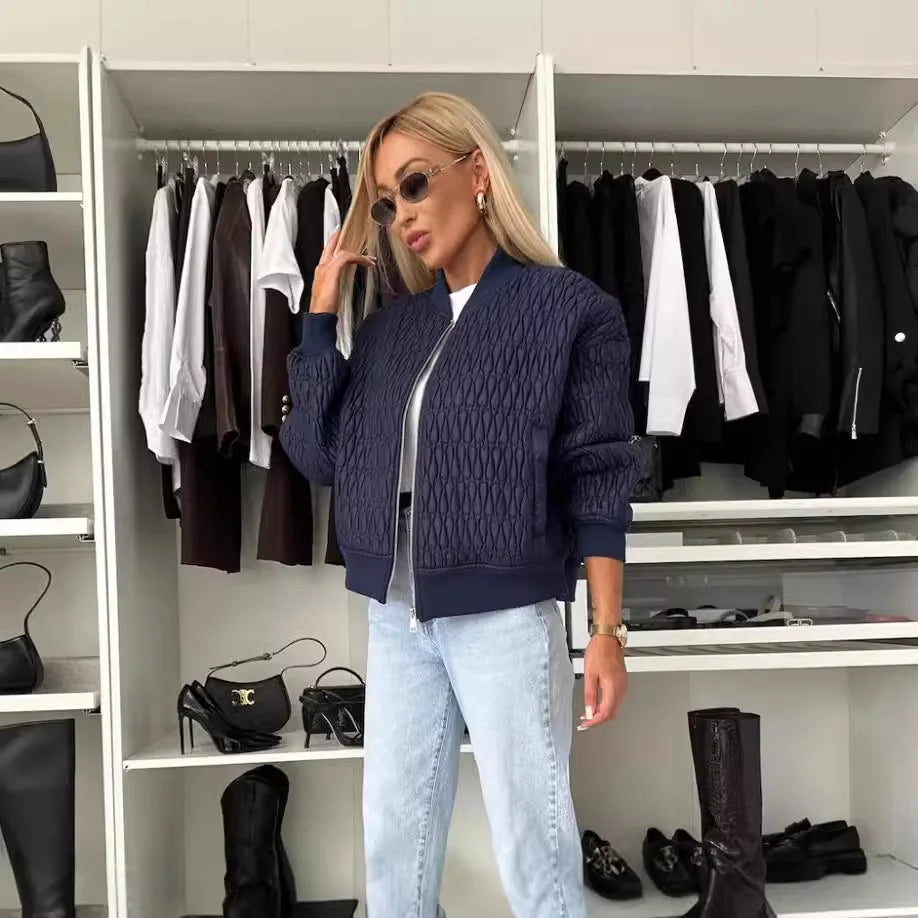 Inger | Kvinnors Trendiga Kort Cream Casual Jacka