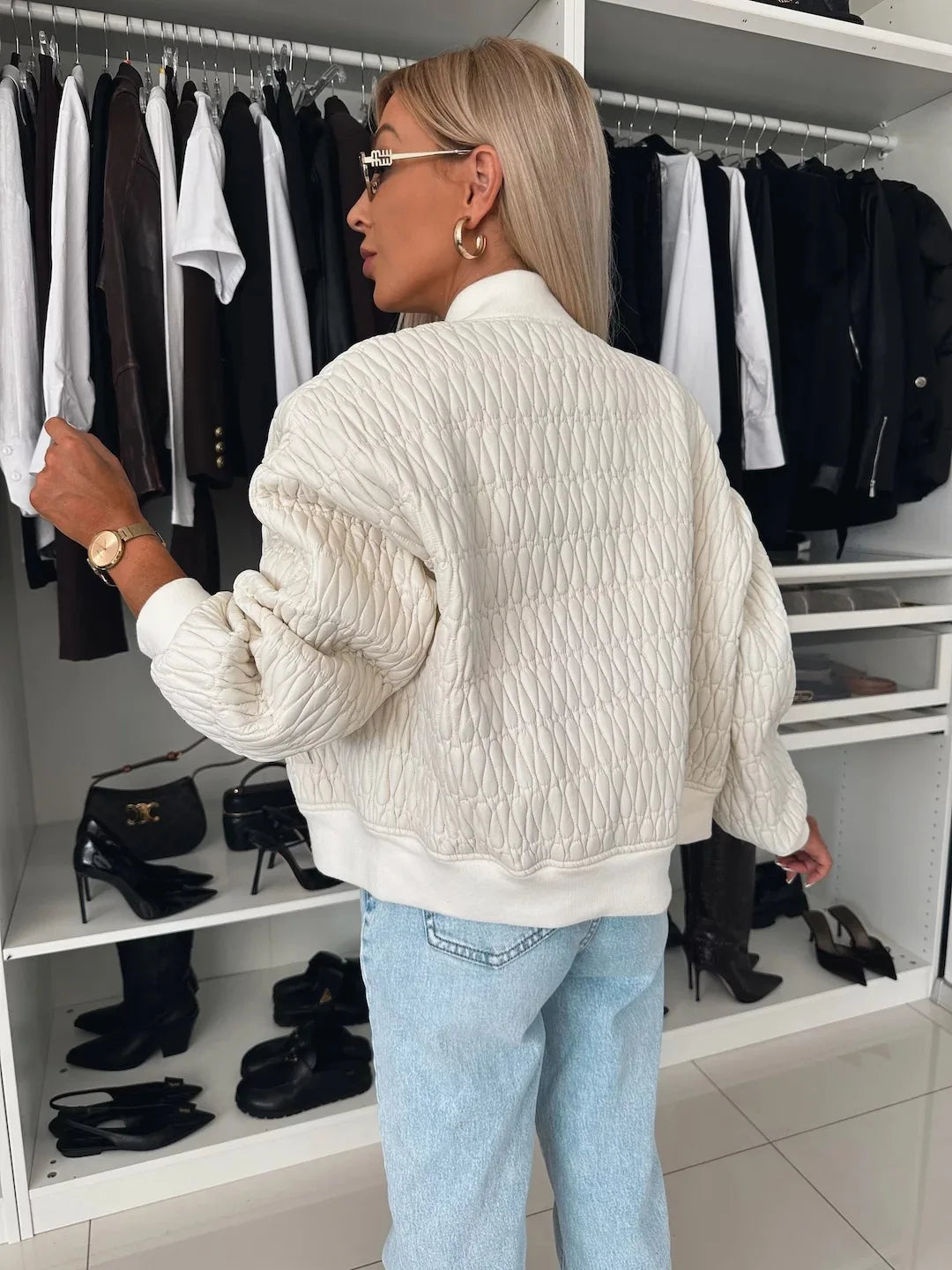 Inger | Kvinnors Trendiga Kort Cream Casual Jacka