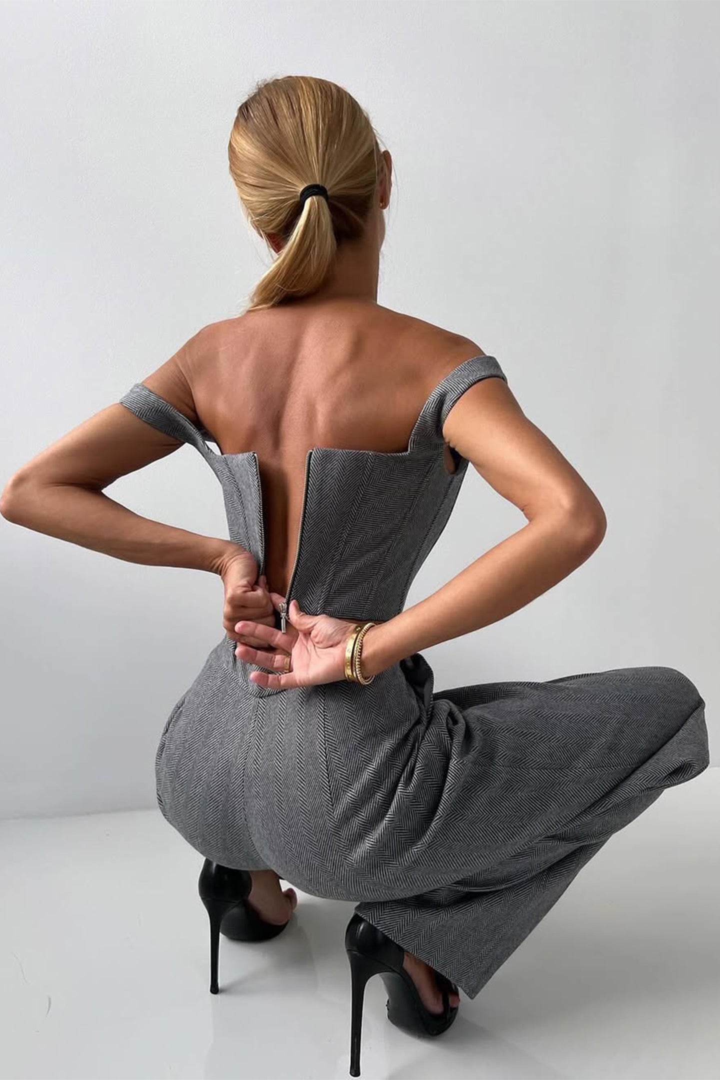 Astrid Elegance – 3-delat Set med Styrka och Stil