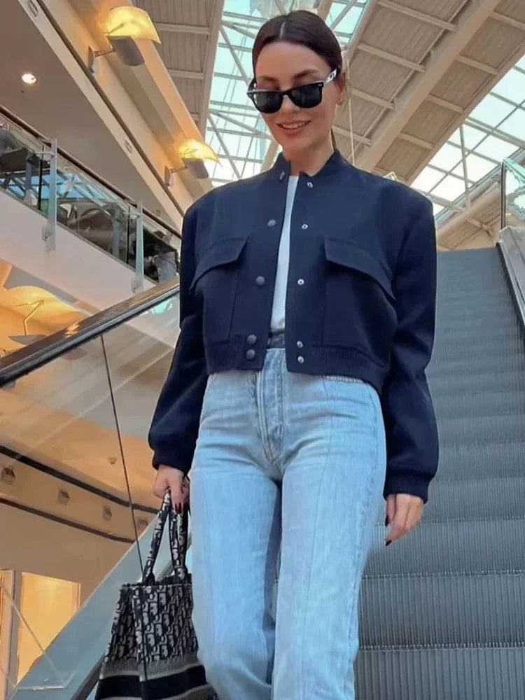 Johanne | Kvinno Kort Casual Jacka med Framfickor