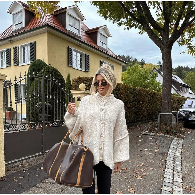 Emma | Dam Varm Stickad Cardigan med Lös Passform