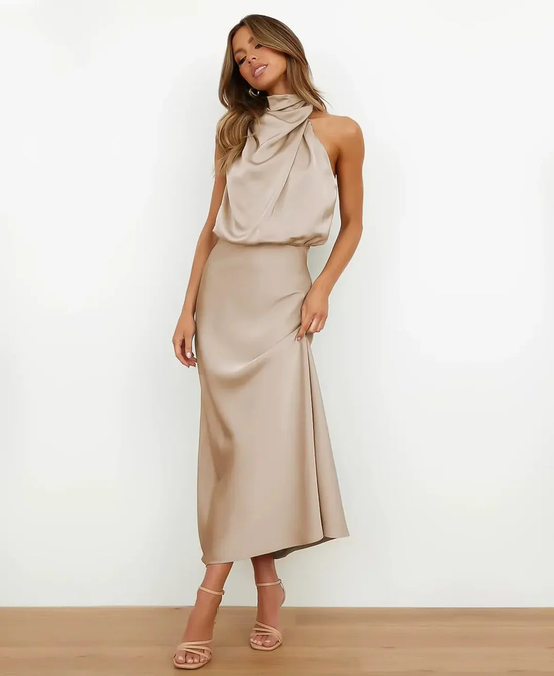 Thora | Dam Satin Halter-Stil Formell Midi-Klänning