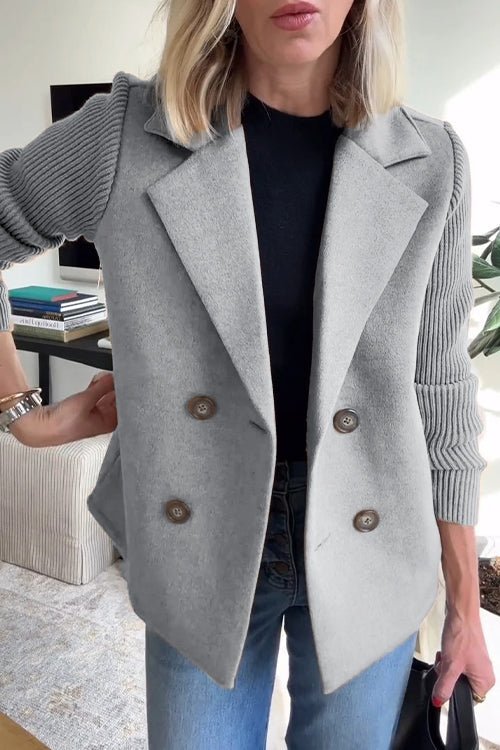 Amora - Elegant Stickad Ärmlös Blazer